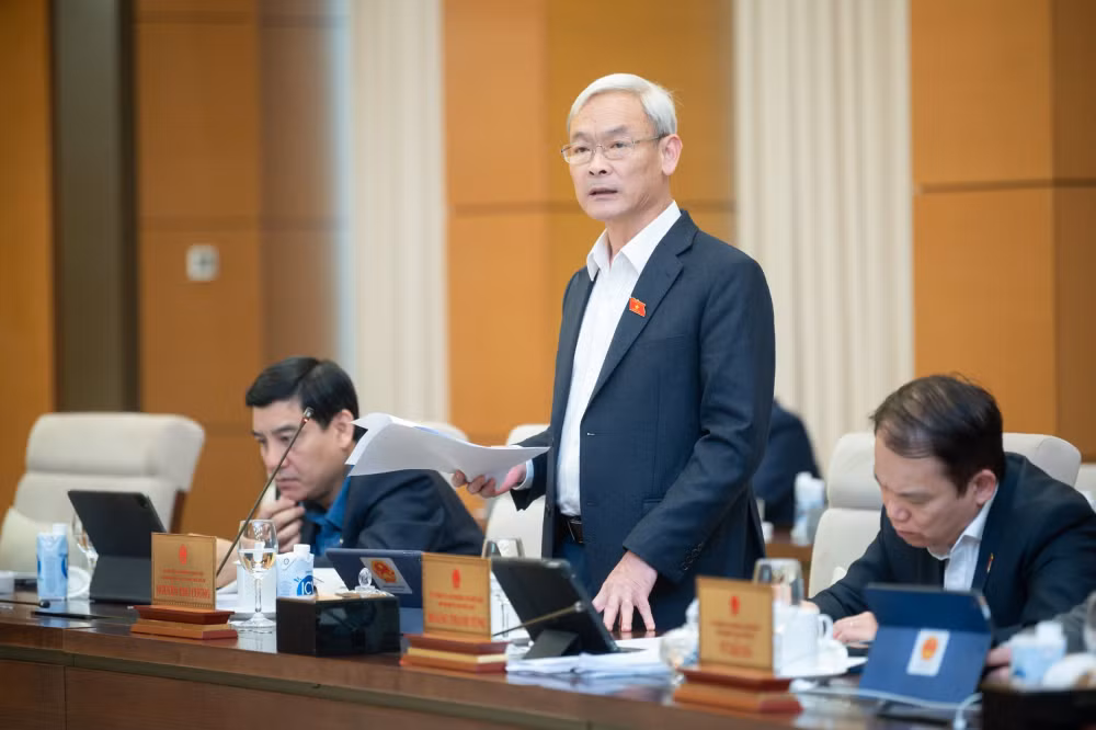 can nhac bo sung khai niem quy dinh ve phuc hoi va bao ve tai nguyen nuoc hinh 2