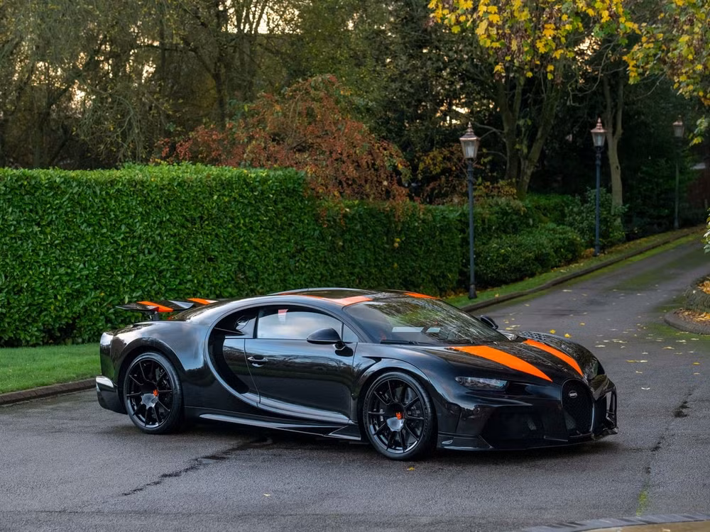 vua duoc mua voi gia hon 5 trieu usd hang hiem bugatti chiron super sport 300 tiep tuc duoc rao ban hinh 18