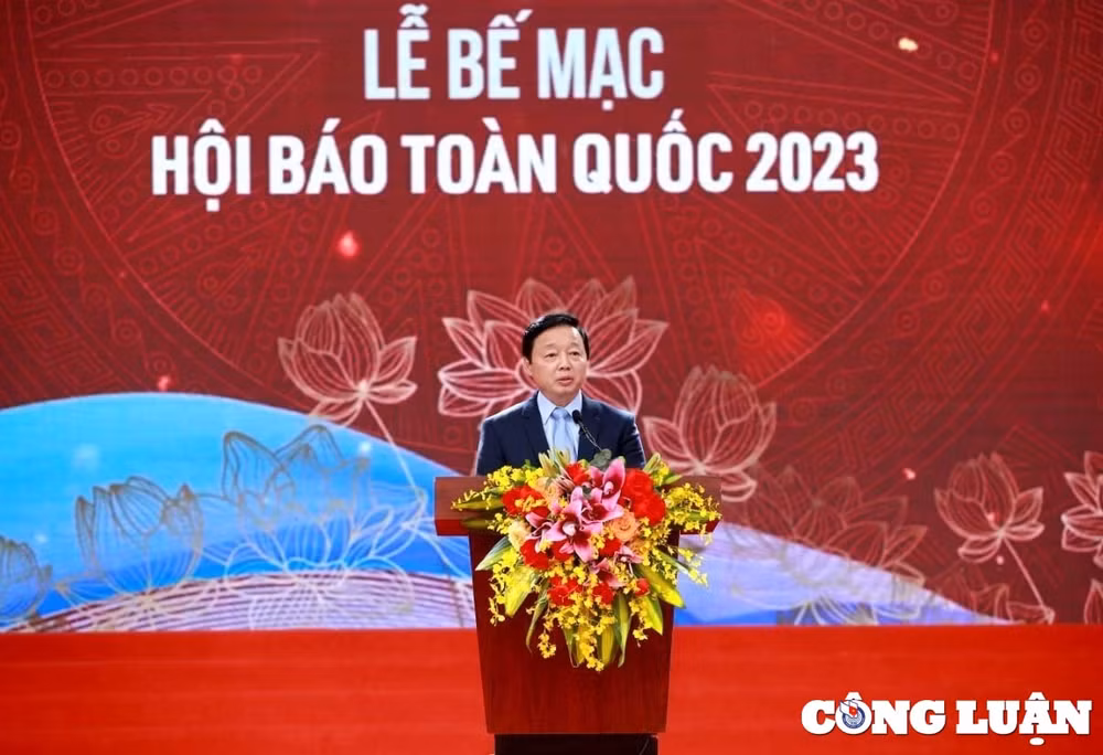 cac co quan bao chi khong the dung ngoai xu the chuyen doi so hinh 2