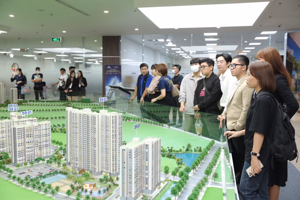 phan khu the rainbow vinhomes grand park chinh thuc ban giao hon 1000 so hong hinh 2
