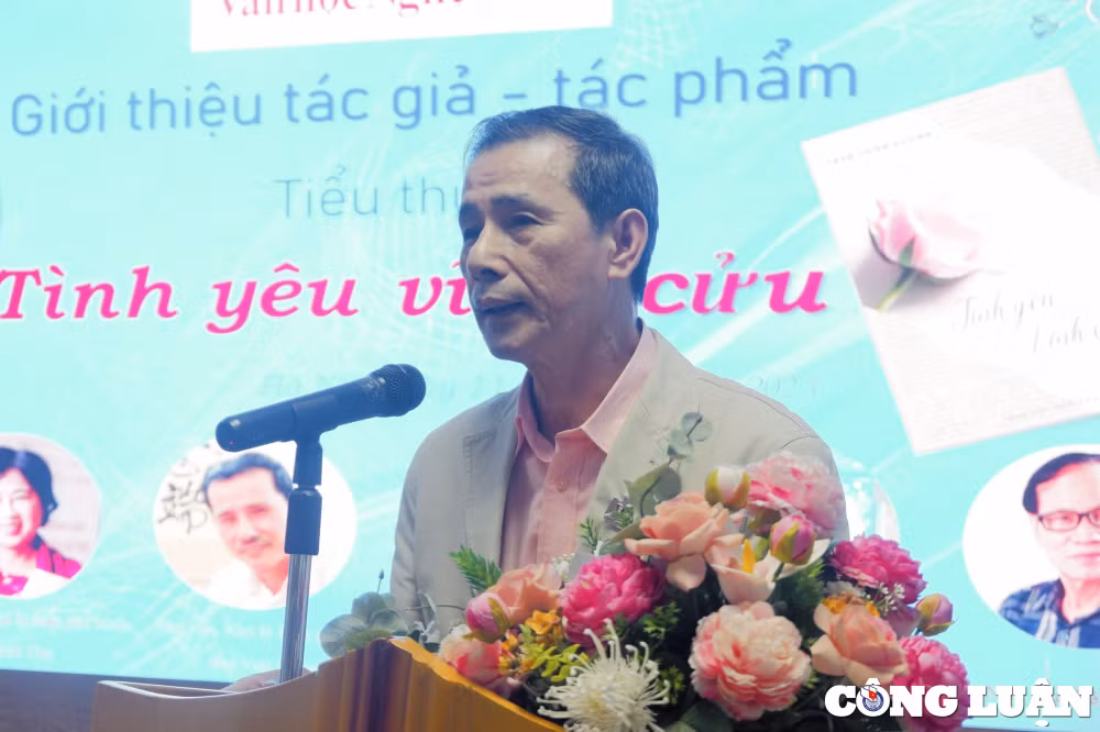 khat vong ve tinh yeu vinh cuu cua nha van tran thien huong hinh 9