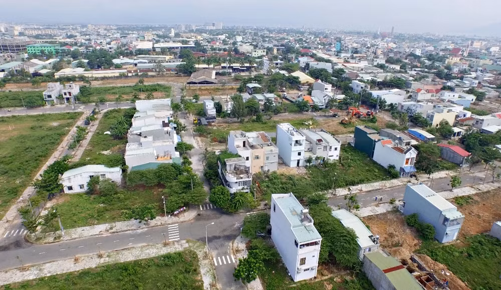 nhieu lo dat vung ven ha noi duoc dem ra dau gia du lan song cat lo van con hinh 1