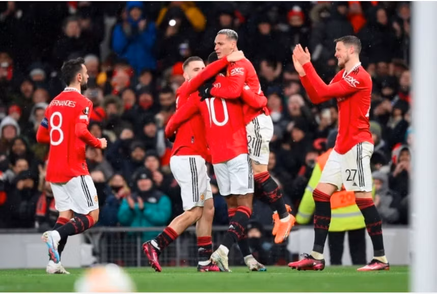 mu thang vui dap real betis sau tham hoa tai anfield hinh 3