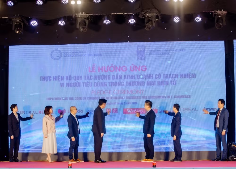 amway viet nam dong hanh cung ngay vi quyen nguoi tieu dung viet nam 2023 hinh 2
