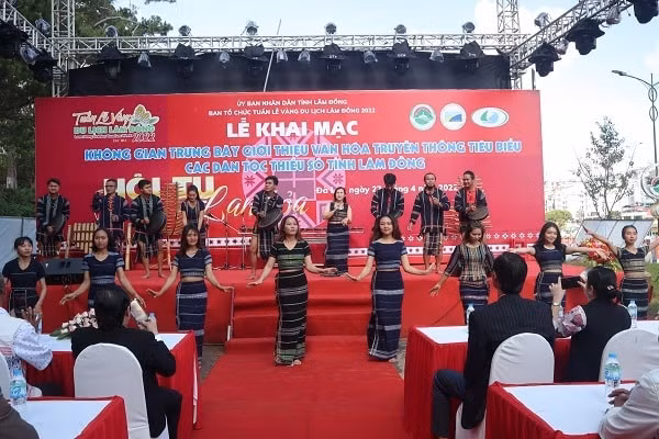 tuan le vang du lich lam dong 2023 hua hen nhieu hap dan hinh 1