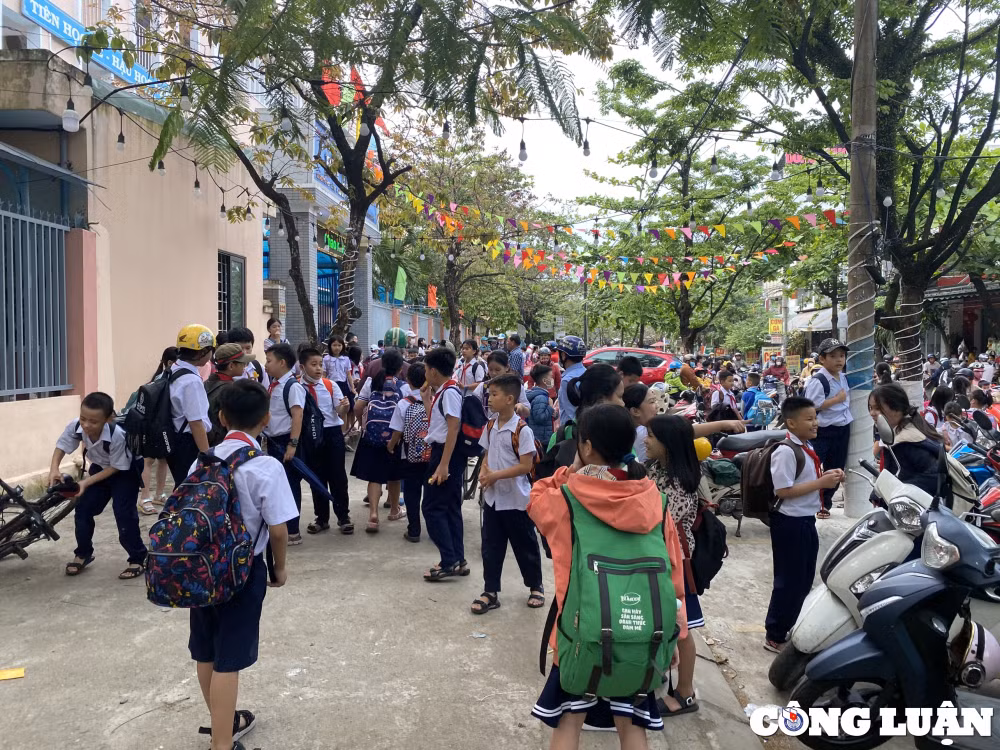 hon 30 phu huynh nhan cuoc goi lua dao con dang cap cuu nganh giao duc da nang len tieng canh bao hinh 1