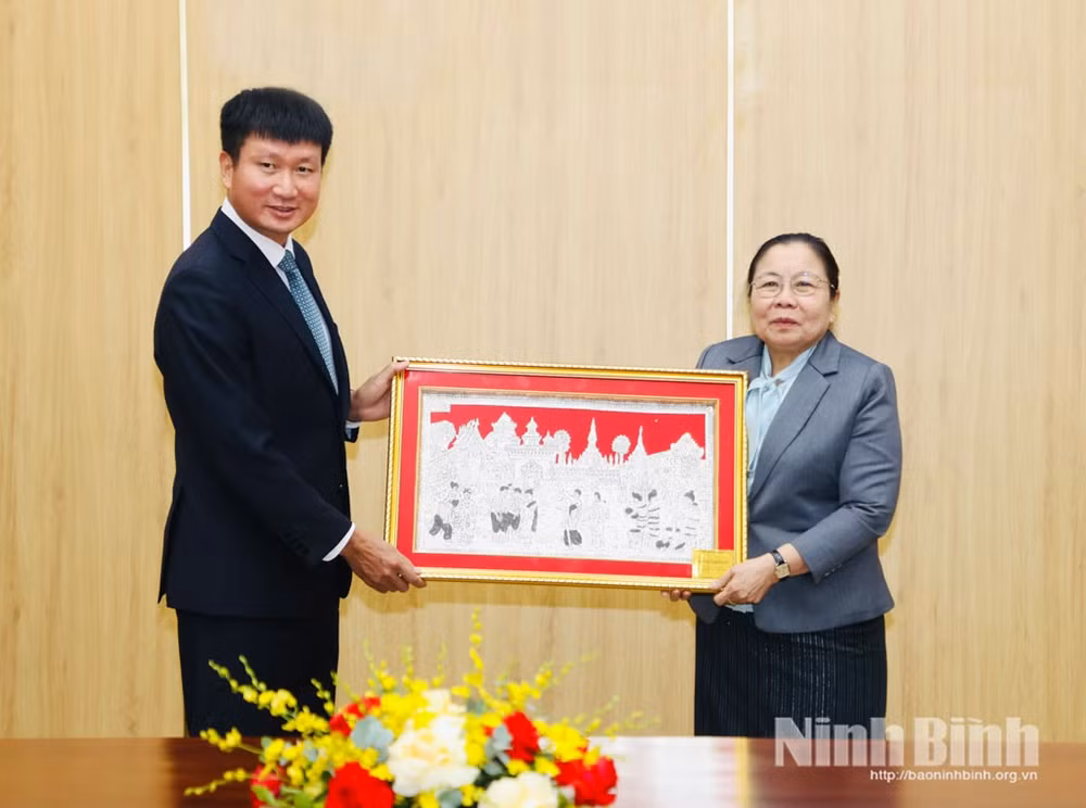 lao5.jpg