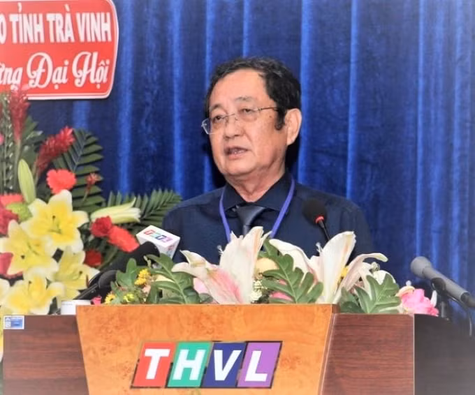 Nhà báo Nguyễn Bé - Phó Chủ tịch Hội Nhà báo Việt Nam phát biểu tại Đại hội