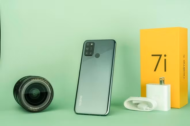 Realme 7i có giá bán 6,29 triệu đồng. Ảnh: TL