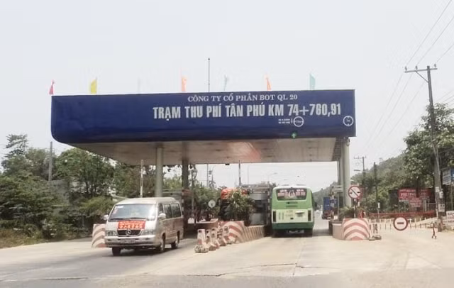 Trạm BOT Tân Phú tạm dừng thu phí từ ngày 20/10 tới. Ảnh: TL.