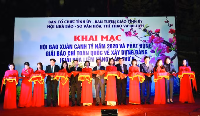 Hội Nhà báo Tuyên Quang tổ chức Hội báo Xuân 2020.