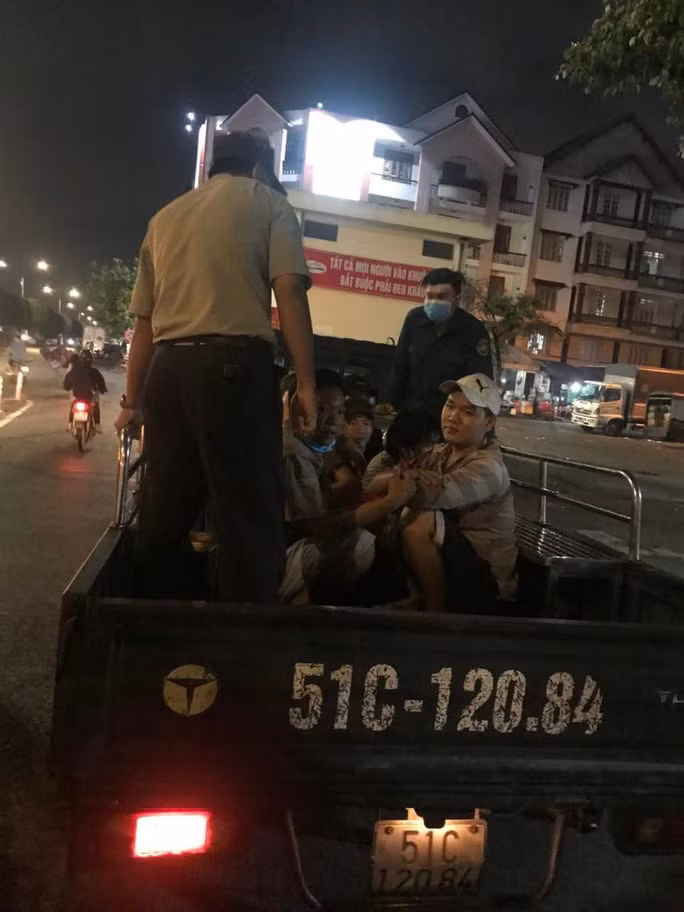 116 đối tượng được đưa về phường làm việc. Ảnh: internet.