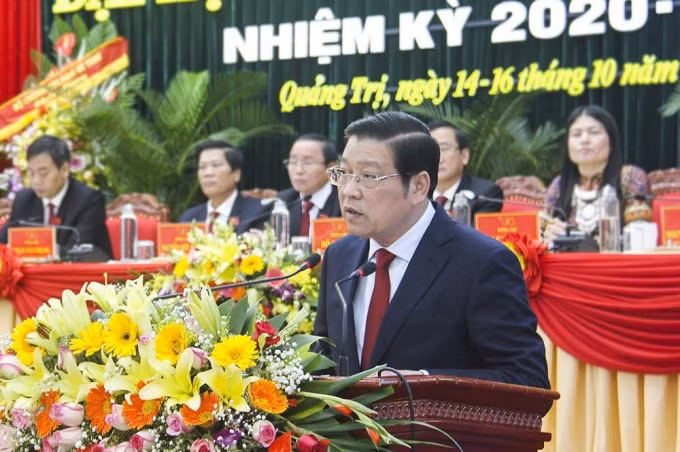 Đồng chí Phan Đình Trạc, Bí thư Trung ương Đảng, Trưởng Ban Nội chính Trung ương phát biểu tại Đại hội.