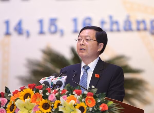 Ông Hồ Quốc Dũng