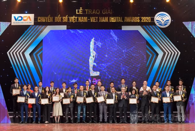 Các doanh nghiệp có sản phẩm, dịch vụ giải pháp chuyển đổi số tiêu biểu được vinh danh tại Vietnam Digital Awards (VDA) năm 2020.