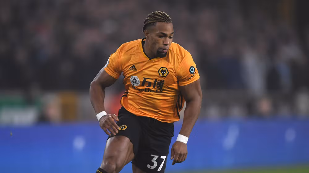Ngoại hạng Anh nhận tin buồn từ tiền vệ Adama Traore. Ảnh: TL