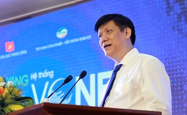 Quyền Bộ trưởng Bộ Y tế Nguyễn Thanh Long kiêm nhiệm chức vụ Chủ tịch Hội đồng Y khoa Quốc gia