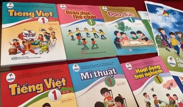 Có ý kiến phản ánh về việc sách giáo khoa môn Tiếng Việt lớp 1 có một số nội dung chưa phù hợp. Ảnh minh họa