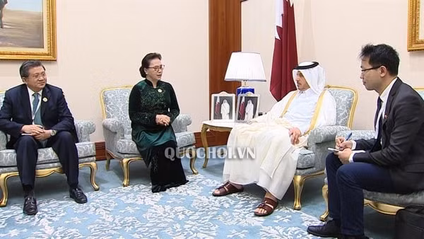 Chủ tịch Quốc hội Nguyễn Thị Kim Ngân hội kiến Thủ tướng Qatar Sheikh Abdallah Bin Nasir Bin Khalifa Al Thani. Ảnh: quochoi.vn