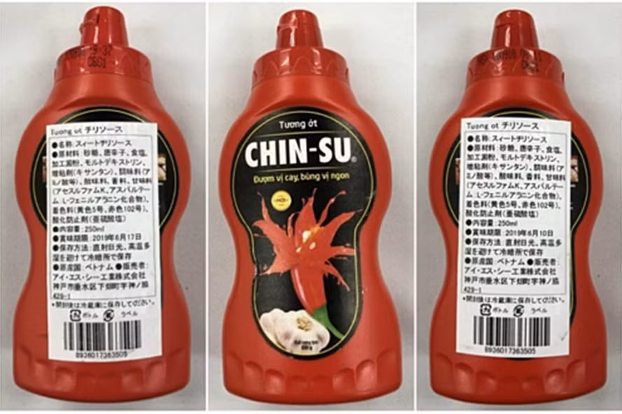 Tương ớt nhãn Chin-su bị Nhật Bản cấm cửa vì chứa axit benzoic có nguy cơ gây ung thư.