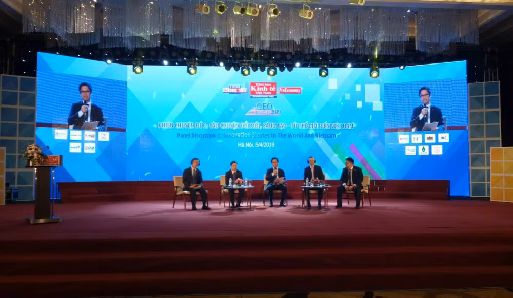 Diễn đàn CEO 2019 trong chương trình Liên hoan các Doanh nghiệp Rồng Vàng & Thương hiệu Mạnh Việt Nam 2019&nbsp;(Ảnh Lương Minh)