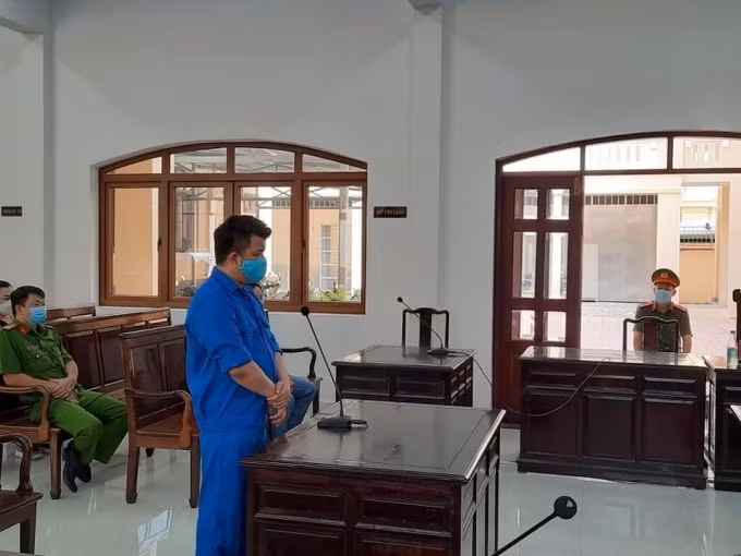 Bị cáo tại phiên xét xử ngày 15/6.
