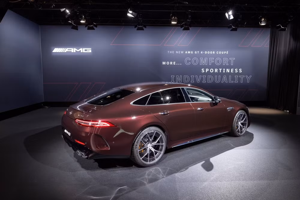 Mercedes-AMG GT 2022 phiên bản 4 cửa. Ảnh: Carscoops