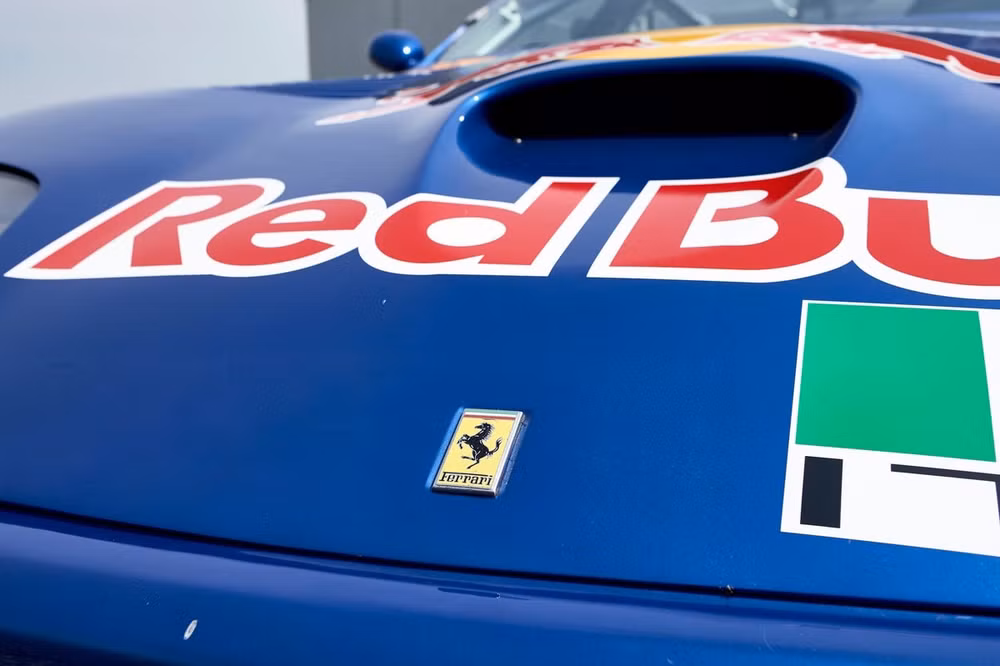 Ferrari 550 GT1. Ảnh: RM Sotheby's