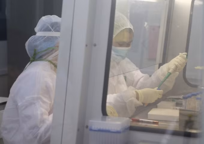 CDC Hà Tĩnh lấy mẫu xét nghiệm
