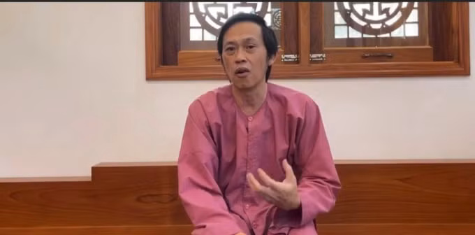 Hoài Linh chắn hẳn là người chịu rất nhiều áp lực suốt thời gian qua.