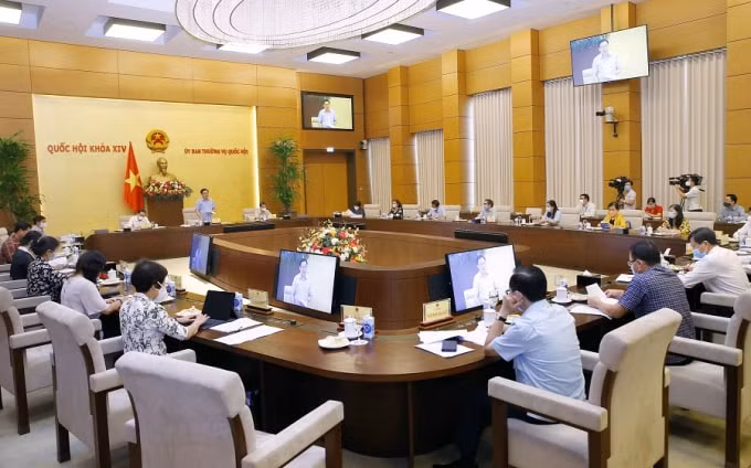 Quang cảnh buổi làm việc.