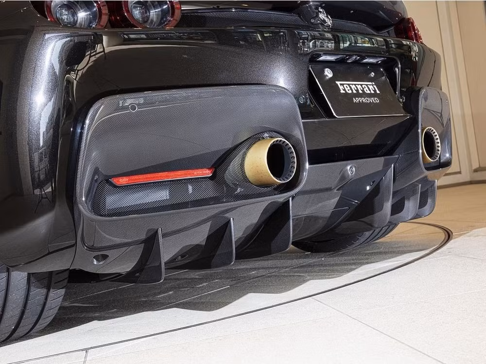 Ferrari J50. Ảnh: Carscoops