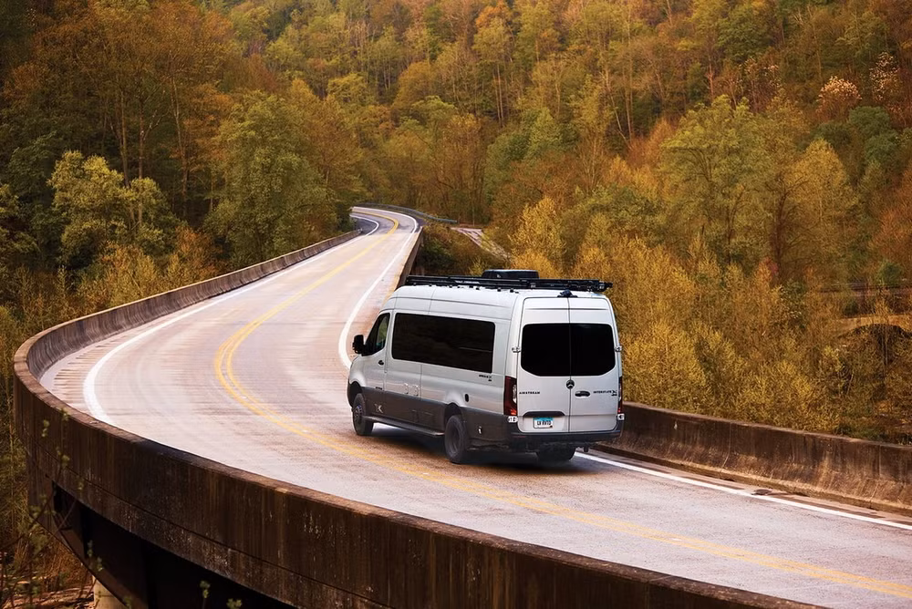 Airstream Interstate 24X 2022. Ảnh: Airstream