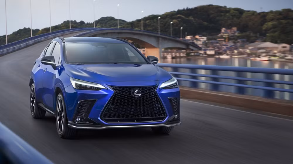 Lexus ra mắt toàn cầu mẫu xe NX hoàn toàn mới.