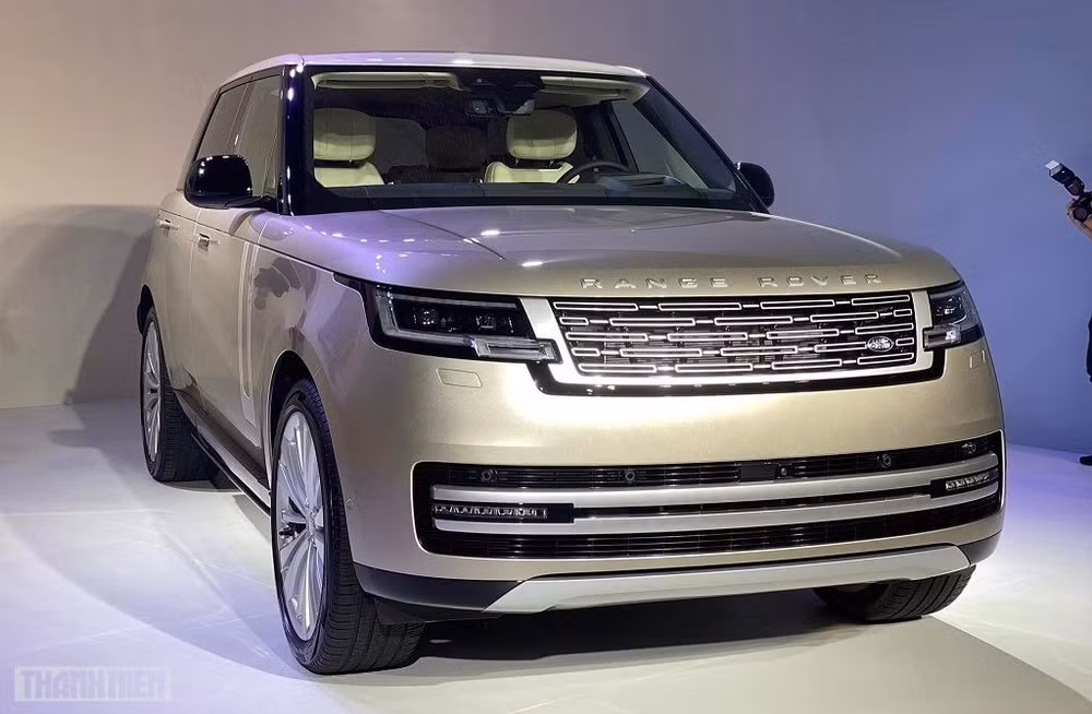 Range Rover 2023 có giá từ 11,2 tỉ đồng tại Việt Nam