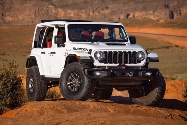 gia-xe-jeep-wrangler-2025