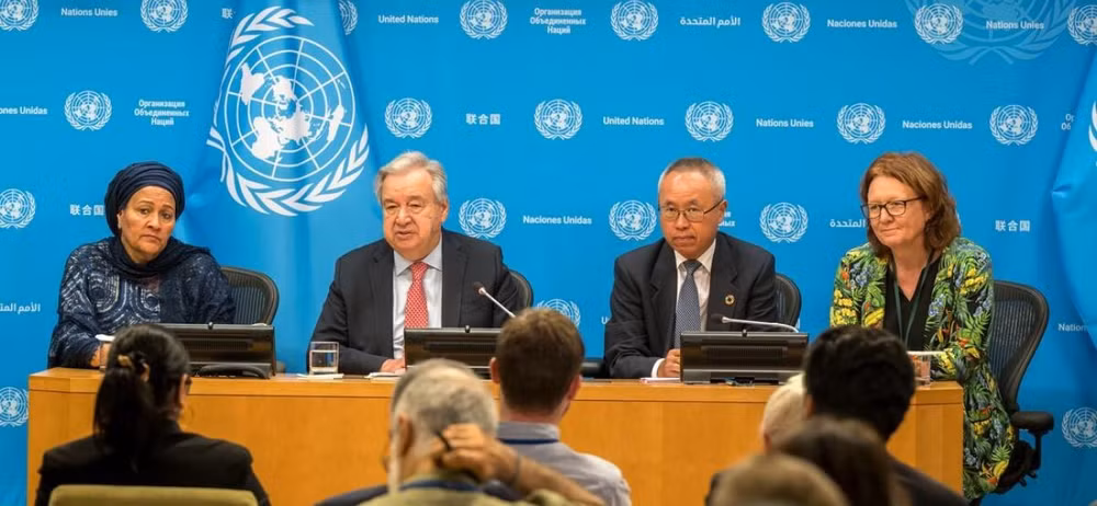 Secretary-General António Guterres (centre left) briefs reporters on the launch of the Sustainable Development Goals Report 2025. With him are Deputy Secretary-General Amina Mohammed (left) and Li Junhua (centre right), Under-Secretary-General for Economic and Social Affairs, and Bjørg Sandkjær, Assistant Secretary-General for Policy Coordination in the Department of Economic and Social Affairs.