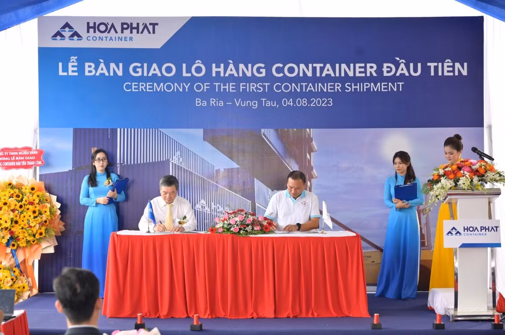hoa phat chinh thuc xuat hang nhung san pham container dau tien hinh 1