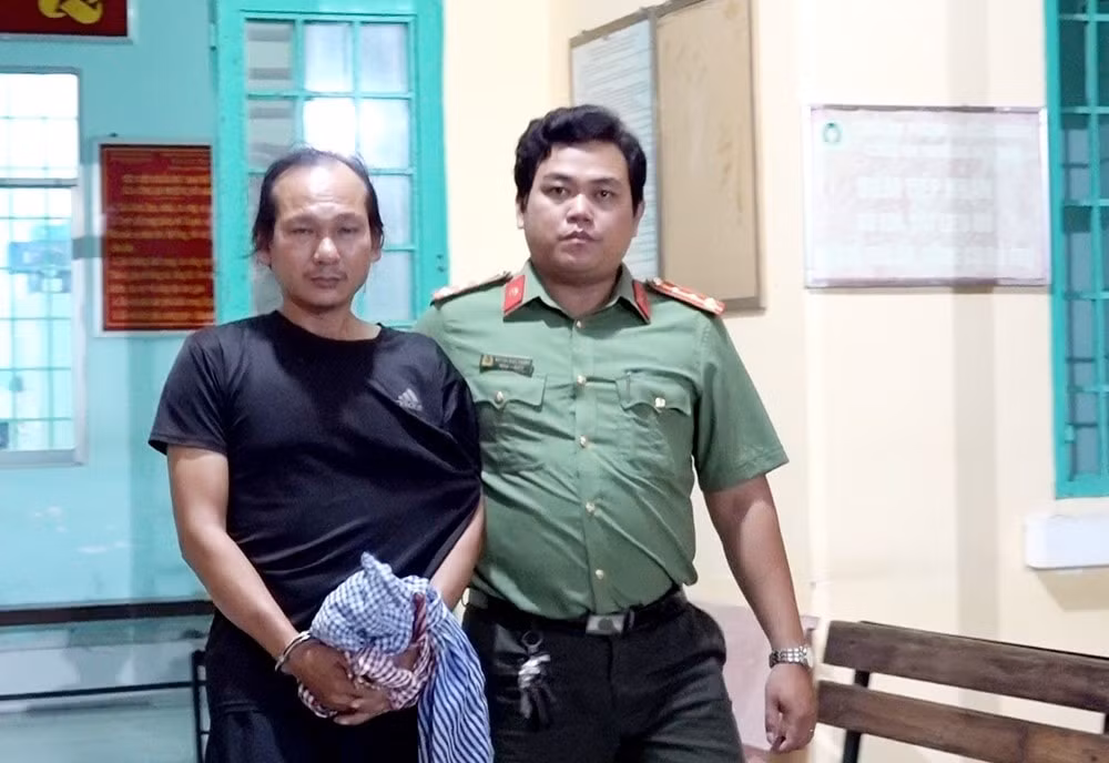 bat doi tuong phan dong loi dung khong gian mang de chong pha dang nha nuoc hinh 1