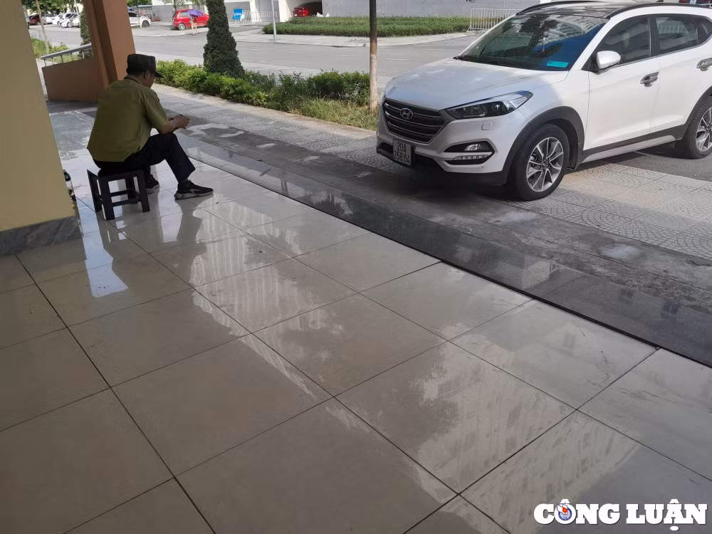 vinh phuc benh vien san nhi hon 1000 ty dong vua khai thac da xuong cap hu hong hinh 6