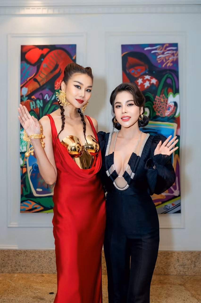 hoa hau nguyen nhu quynh hoi ngo huong giang thanh hang ho ngoc ha cung dan sao dinh dam tai the new mentor 2023 hinh 4