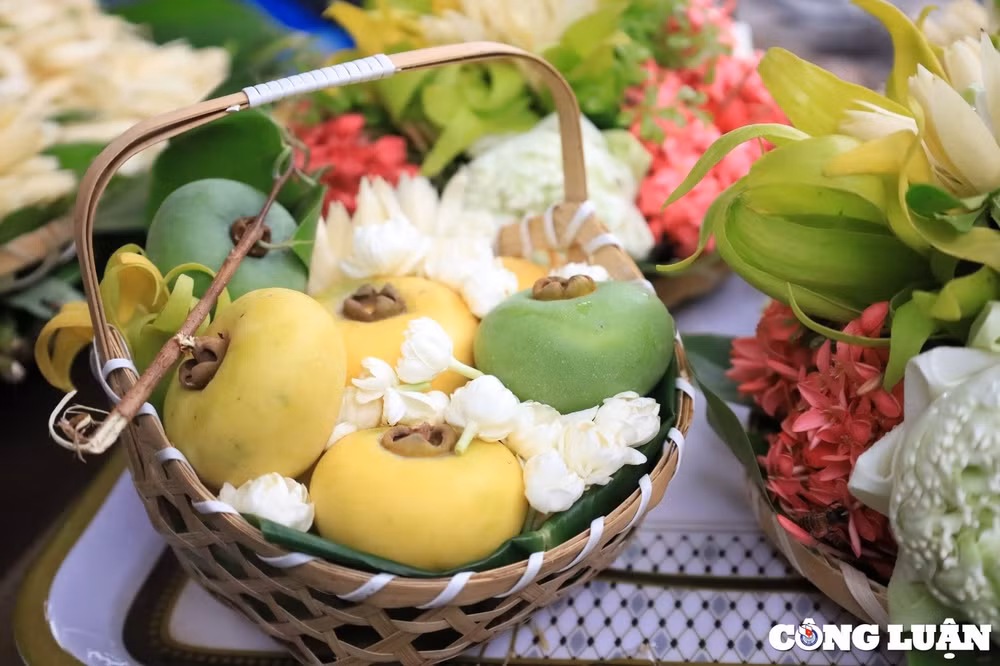thi co tam xuong pho gia cao van hut khach mua hinh 4