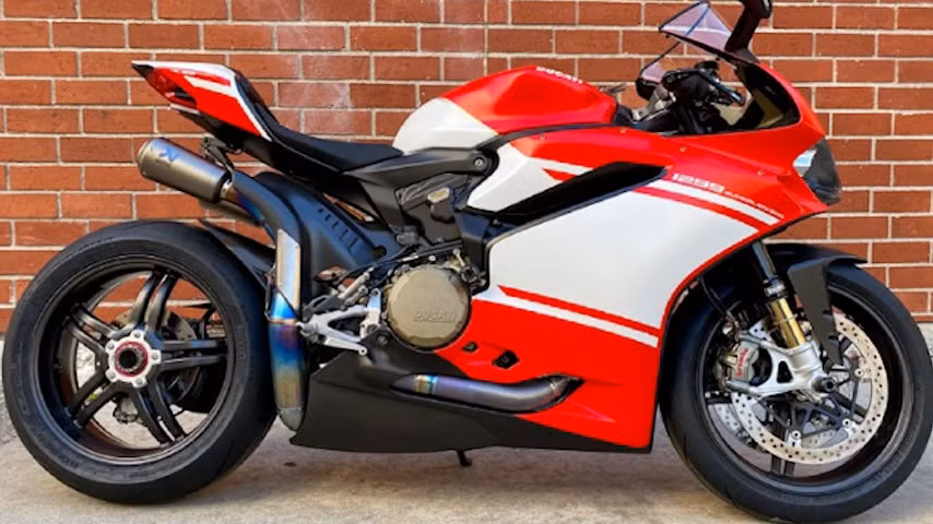 top cac mau xe ducati co toc do nhanh nhat hinh 2