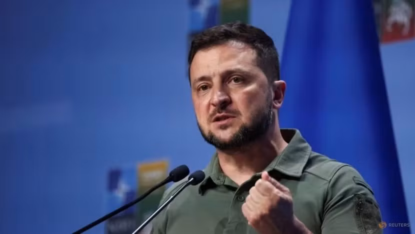 ukraine bat phu nu am muu am sat tong thong zelenskyy hinh 1