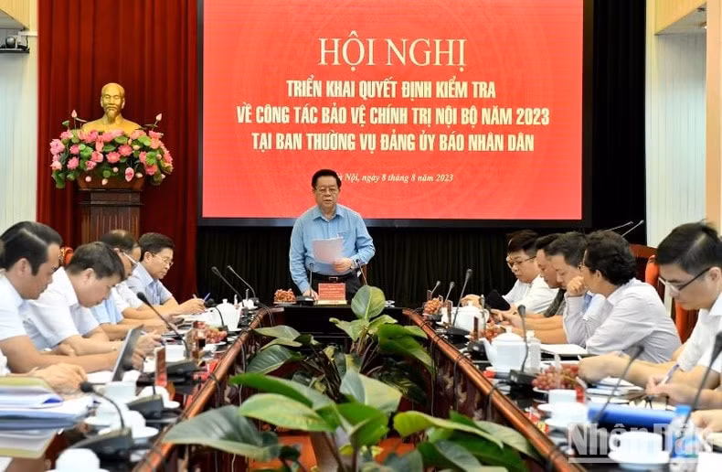 kiem tra cong tac bao ve chinh tri noi bo doi voi ban thuong vu dang uy bao nhan dan hinh 3