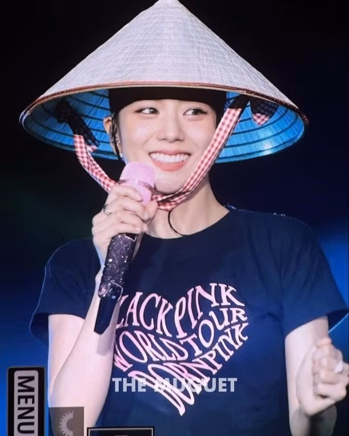 nhom nhac blackpink cam on khan gia viet nam hen gap lai o ha noi hinh 1