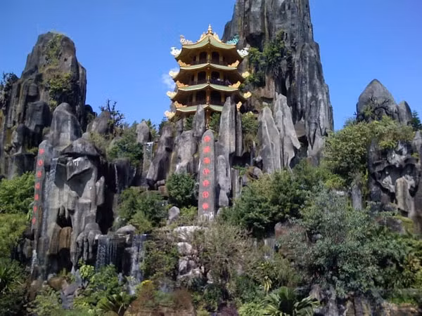 trang du lich quoc te goi y nhung diem hap dan o da nang va hoi an hinh 2