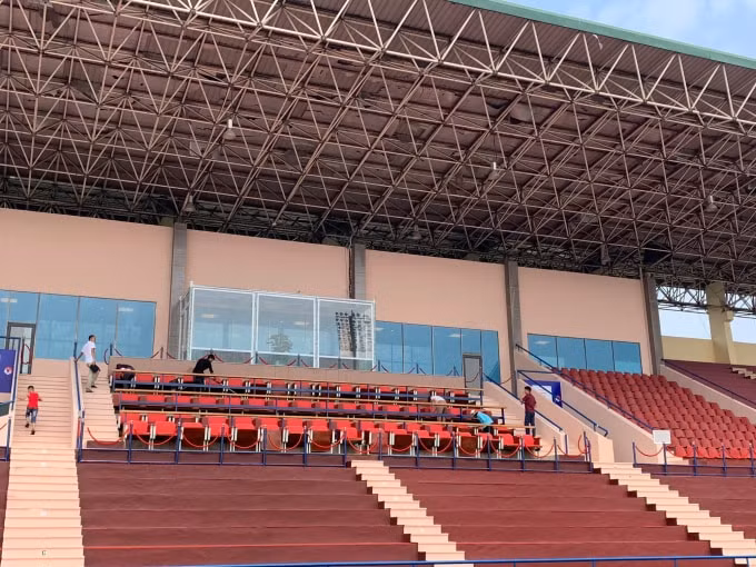 Khu vực khán đài VIP. Ảnh: Hoàng Dương