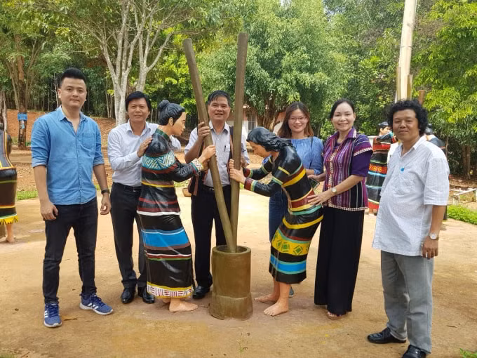 Kỷ niệm bên sóc Bom Bo