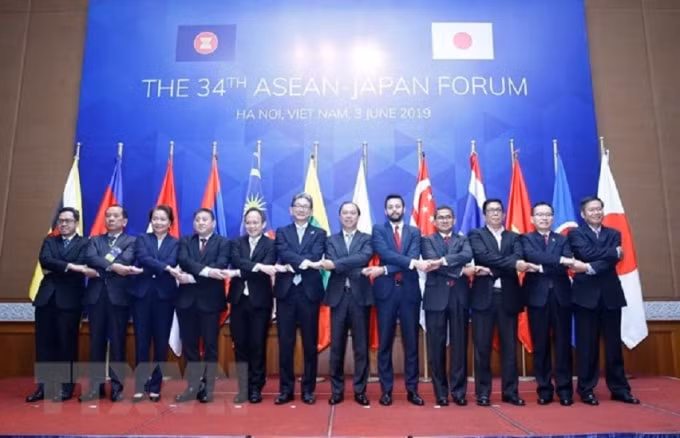 Trưởng đoàn các nước tham dự Hội nghị Hợp tác ASEAN - Nhật Bản vì sự thịnh vượng. Ảnh: TTXVN.